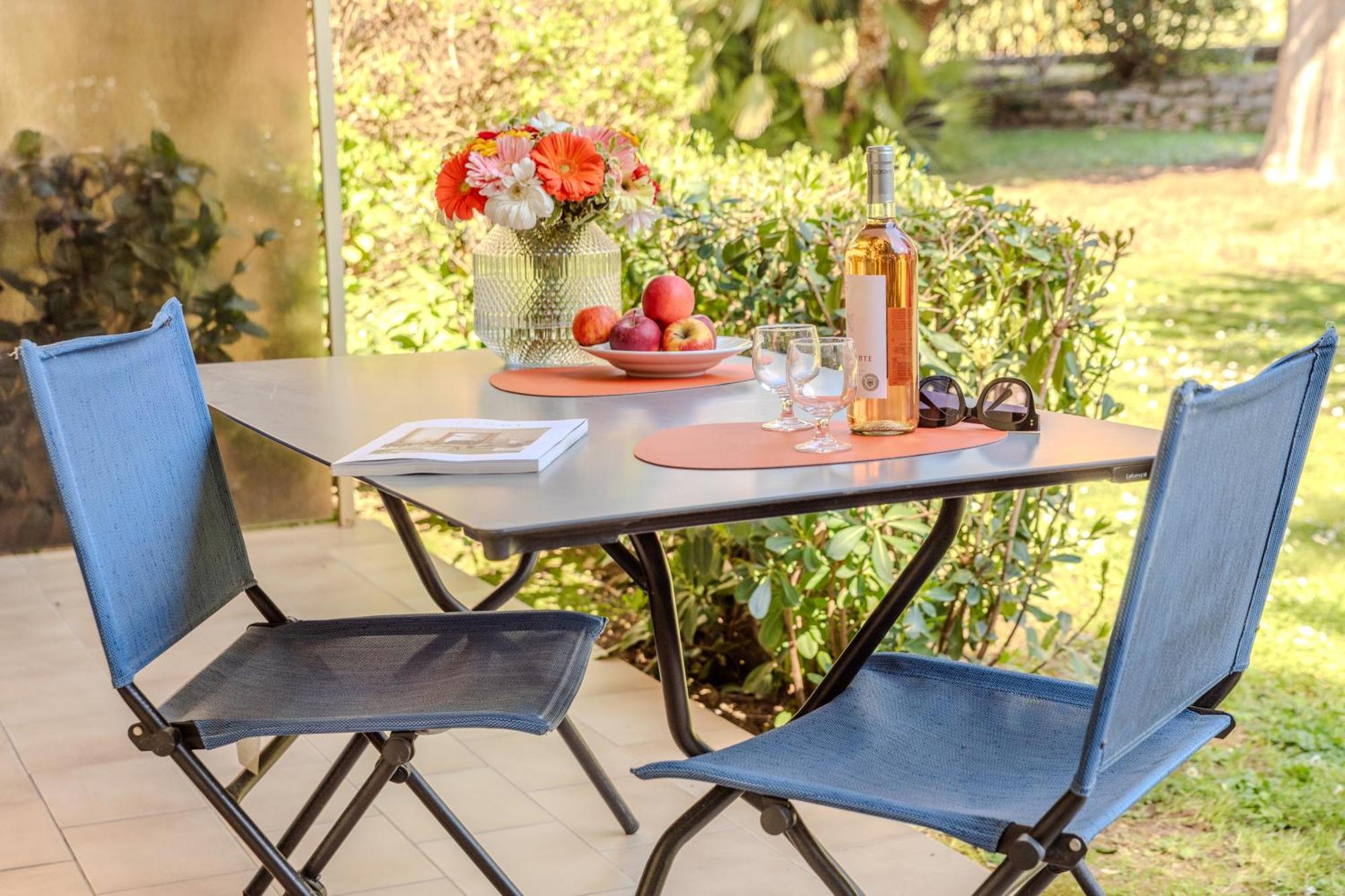Les 15 Pins & La Mer -Your Green Getaway Near Sea & Beach Antibes Exterior photo